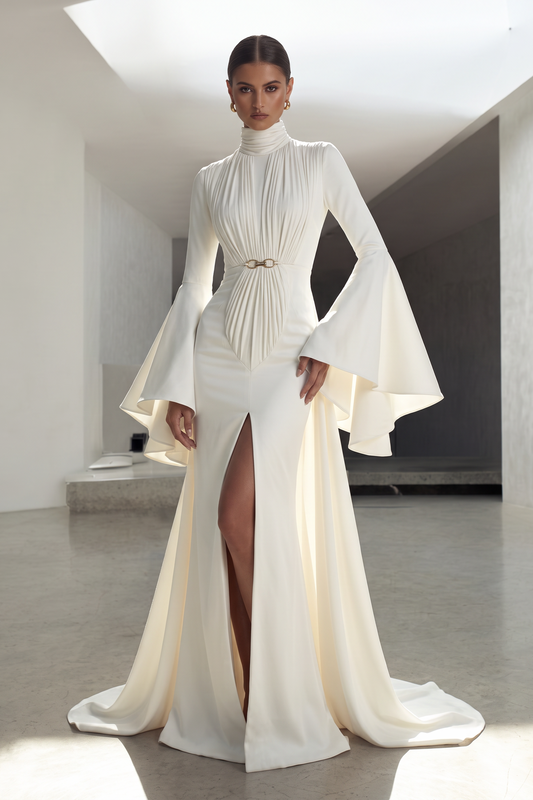 Vestido de Noche con Cuello Alto y Mangas Acampanadas